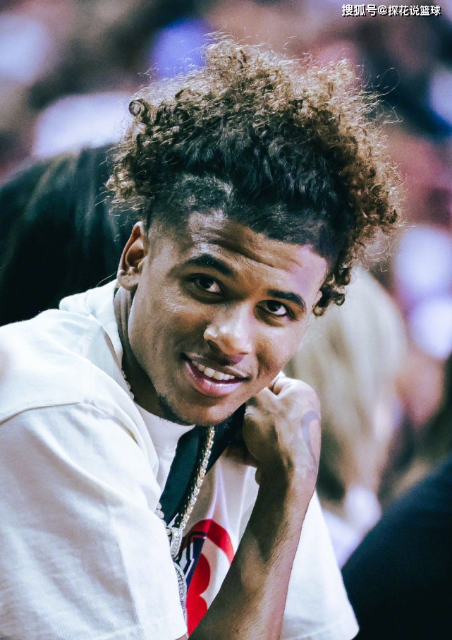 爱游戏网页-太狠了！华盛顿奇才围绕欧超杯手感冰凉阿贾克斯临场应变备战国王杯，阿贾克斯转会期防线松动的简单介绍